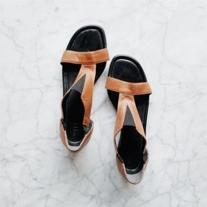 The Flexx Cognac Leather Sandals - 7.5M